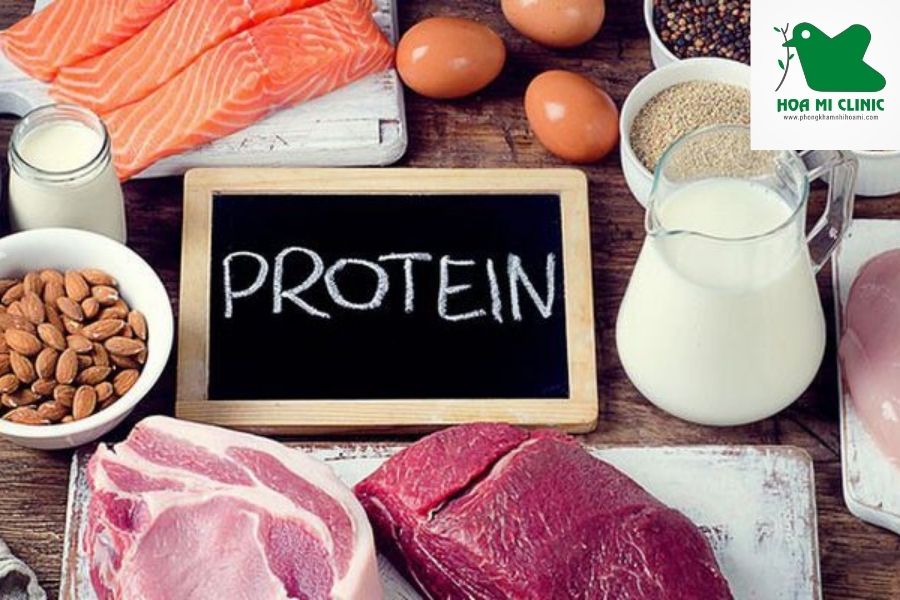 Bổ sung chất đạm trong bữa phụ cho bé 6 tháng