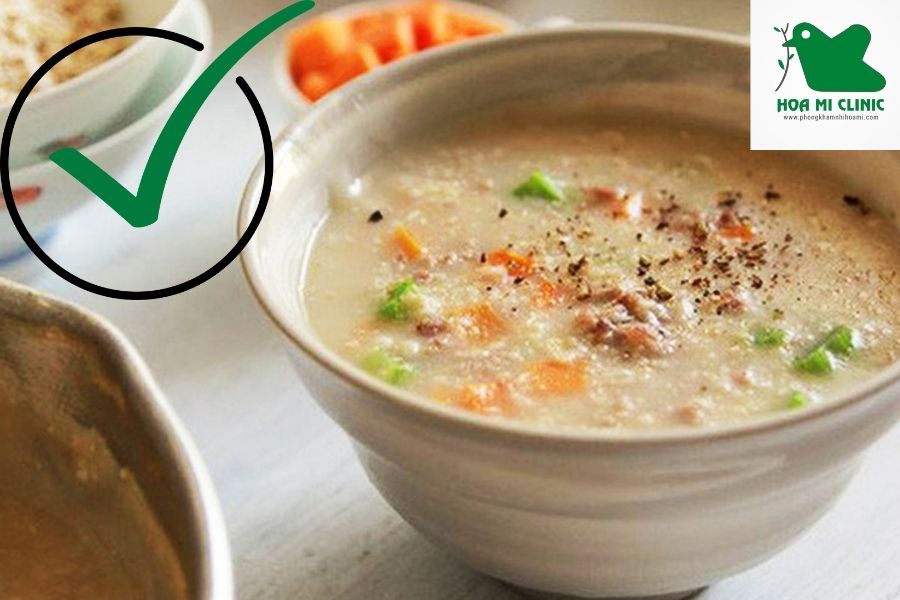 Cháo bí đỏ cần tây tốt cho trẻ ăn dặm