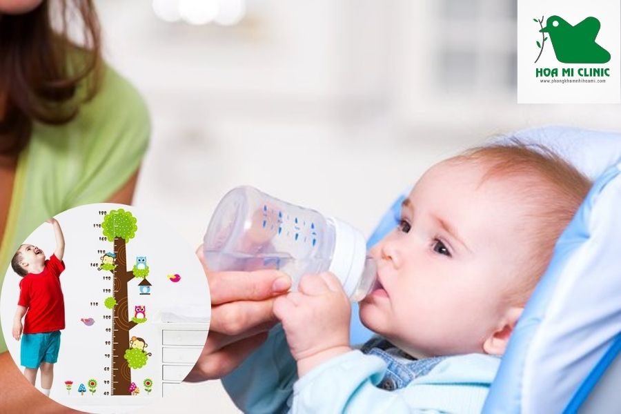 Chững cân và cách khắc phục: Khuyến khích trẻ uống đủ nước 