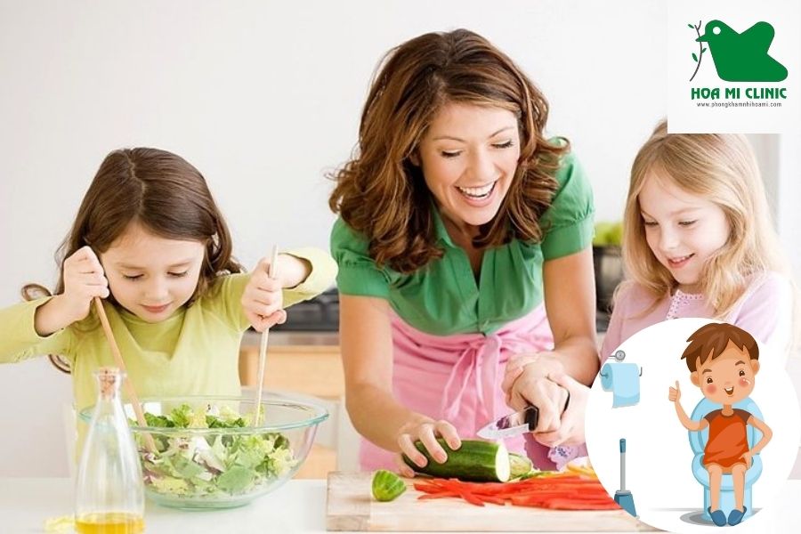 Làm sao để dễ đi ngoài khi bị táo bón: Khuyến khích trẻ ăn rau