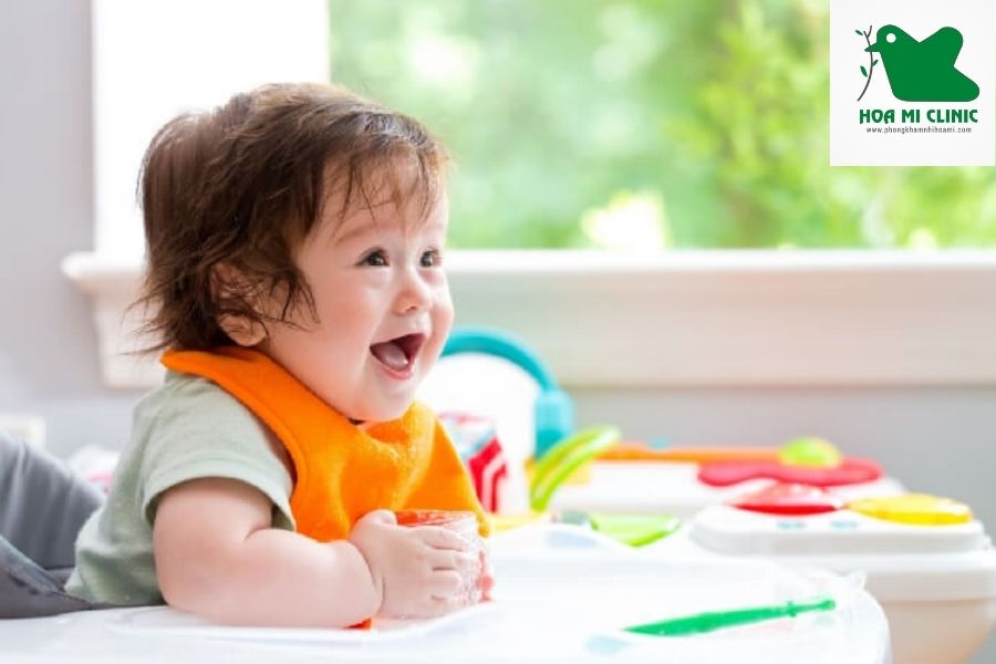 Tạo sự hứng thú cho trẻ trong bữa ăn