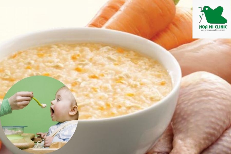 Trẻ 6 tháng ăn được thịt gì: Cho trẻ ăn dặm bằng thịt gà