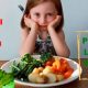 Trẻ lười ăn rau phải làm sao?