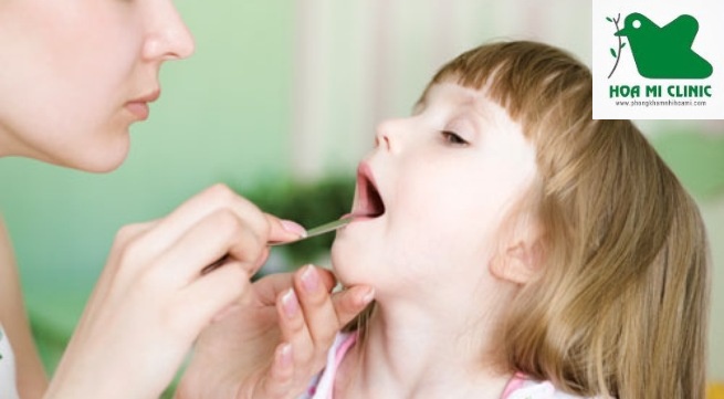 viêm họng ở trẻ