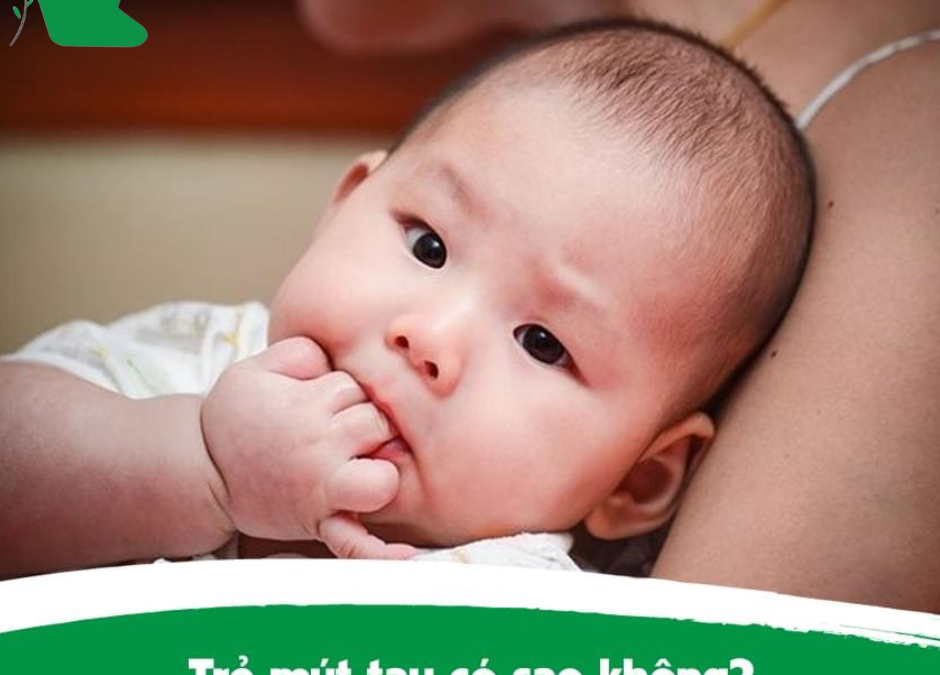 Trẻ mút tay có sao không?