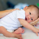 Cách xử lý đầy hơi cho trẻ sơ sinh và trẻ nhỏ