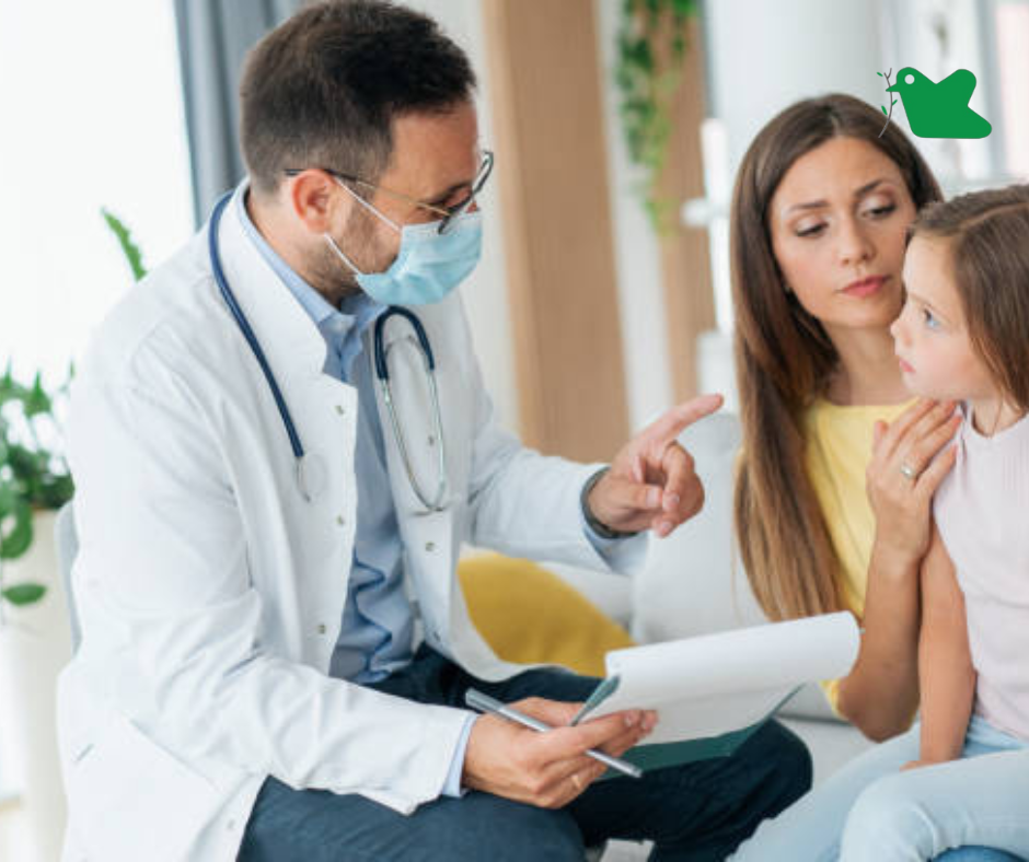 Làm gì khi trể gặp tình trạng ho kéo dài.