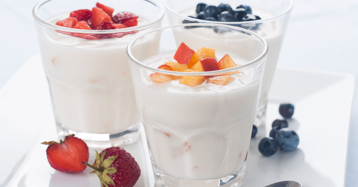 Sữa chua mang lại nhiều lợi ích quan trọng trong 1000 ngày đầu đời của trẻ.